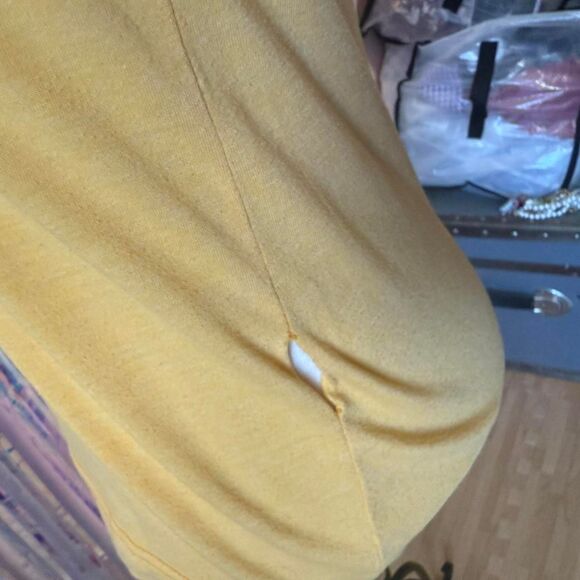 Urban-outfitters Women's Yellow and Red T-shirt - Picture 6 of 8